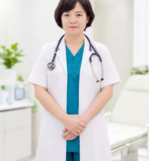 BSCKII Nguyễn Thị Hằng Nga