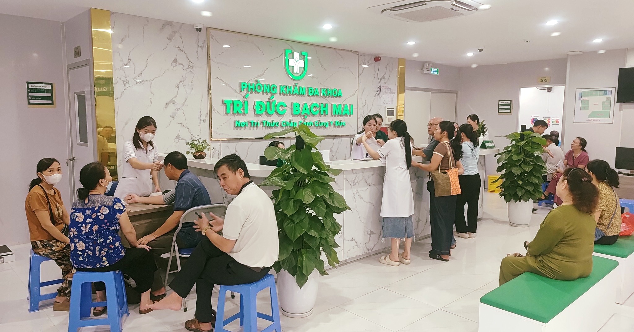 Toàn cảnh phòng khám Trí Đức Bạch Mai